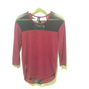 Empyre red and black top
